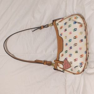 Dooney & Bourke Patty white multicolor pouchette baguette